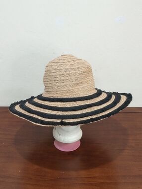 Betsey Johnson Black and Tan Fringed Sun Hat - Vintage!
